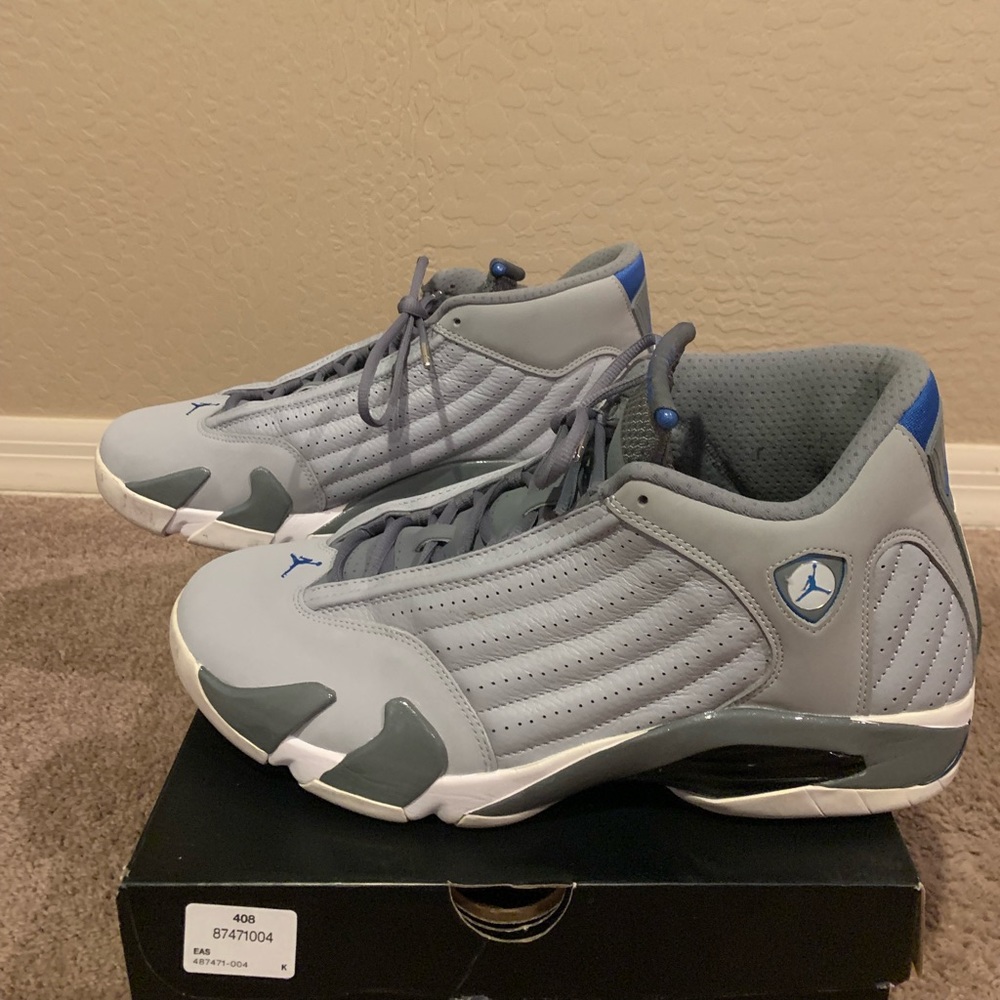 Air Jordan 14 retro grey/blue size 13